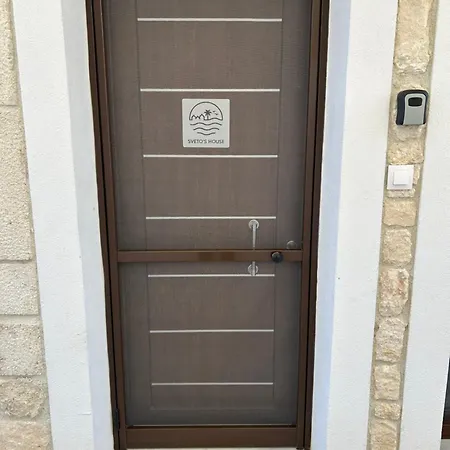 Sveto's House Apartment *