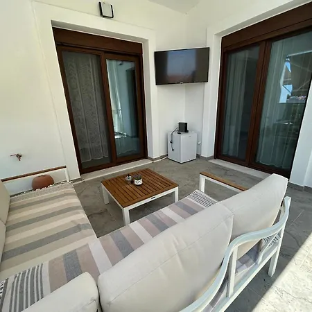 Sveto's House Daire Nikiti (Sithonia)